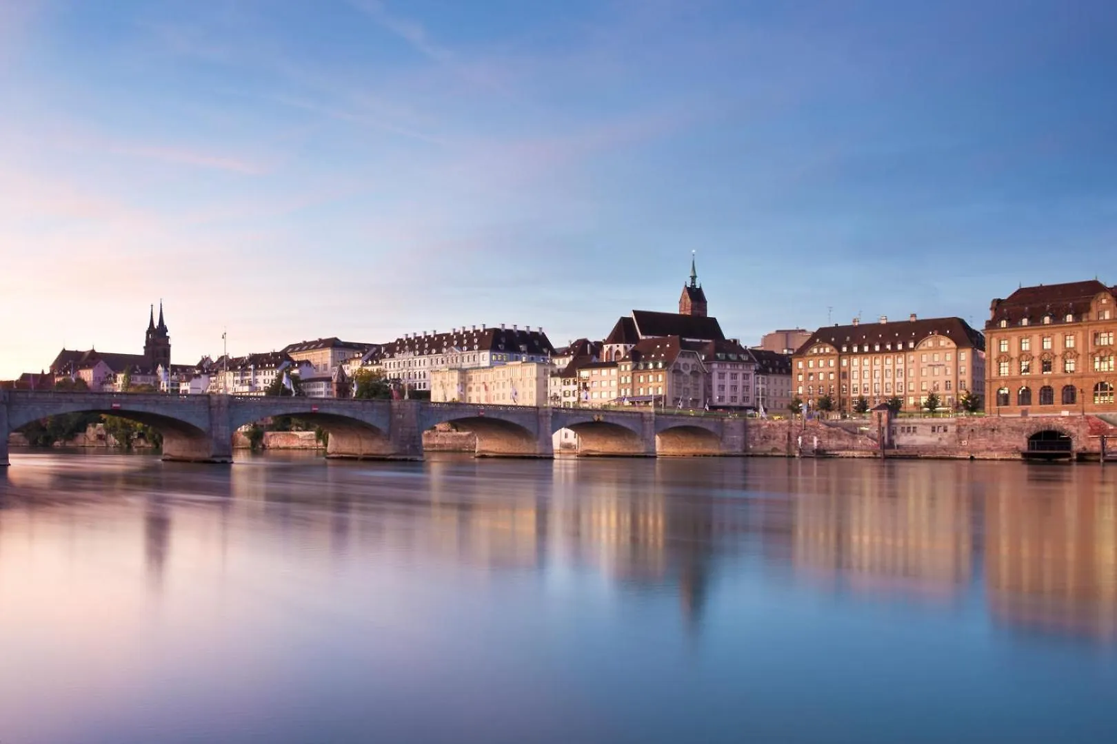 Special Picco Picasso Apartment Basel, Bahnhof Grossbasel 10-Star  Basel