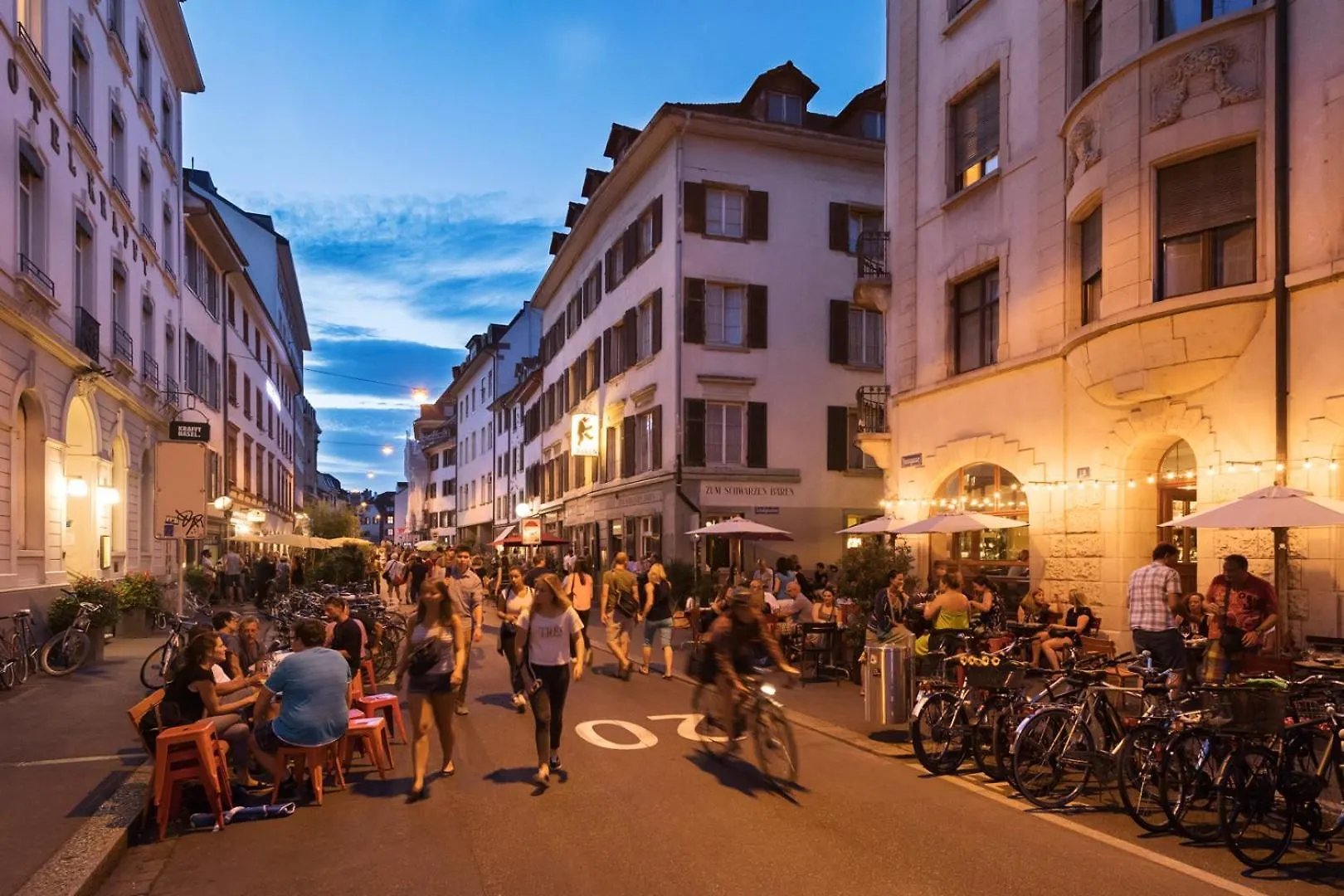 Special Picco Picasso Apartment Basel, Bahnhof Grossbasel 10-Star Basel