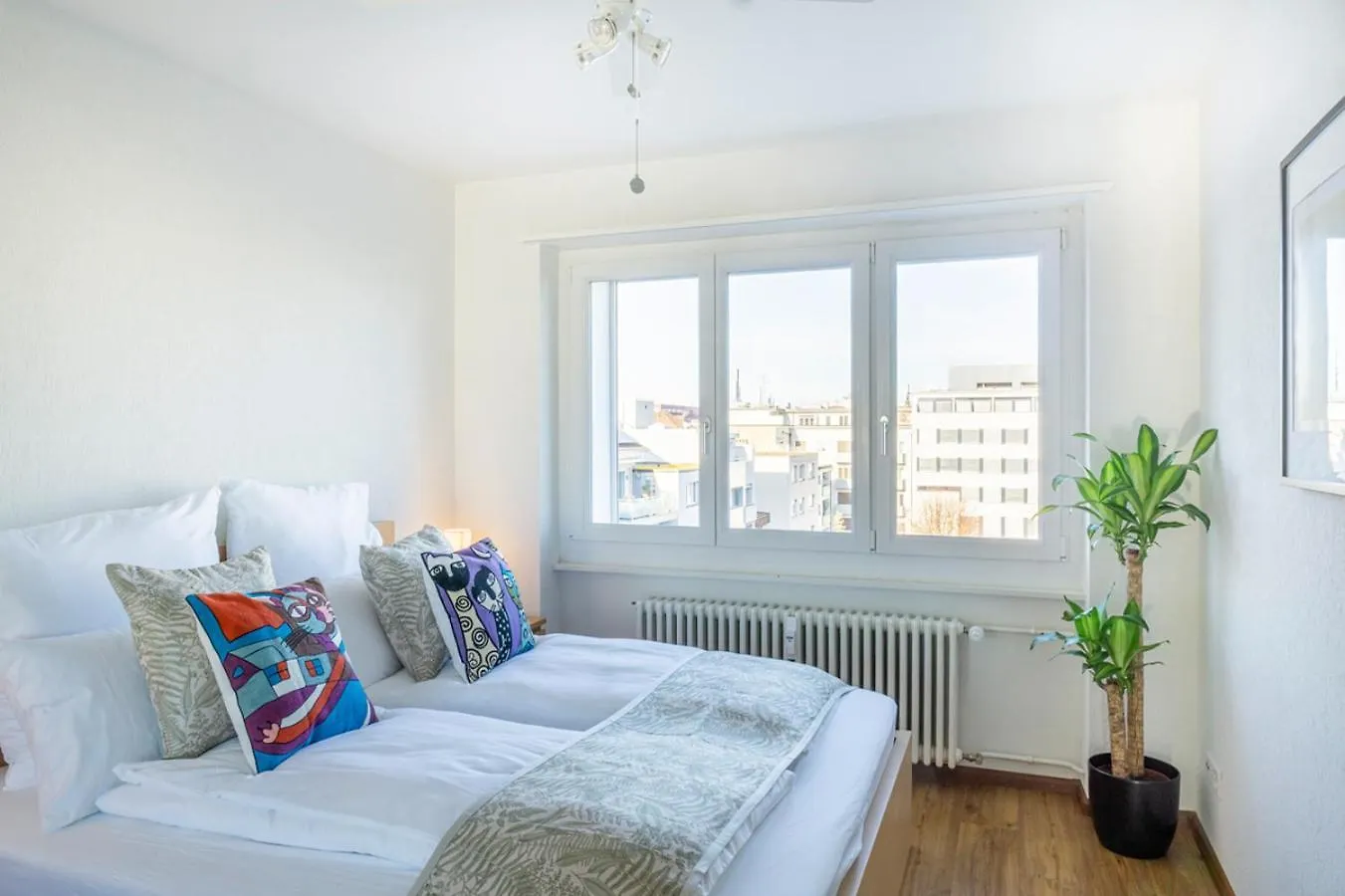 Special Picco Picasso Apartment Basel, Bahnhof Grossbasel 10-Star Basel